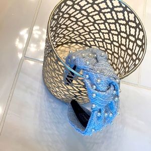 Blue and pearl head band new never worn